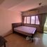 Студия Кондо в аренду в Saranjai Mansion, Khlong Toei