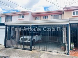 Maison 3 chambre à vendre à Apartment For Sale in Ulloa, Heredia, Heredia