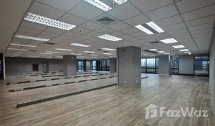 Офис, Студия на продажу в Chomphon, Бангкок Sun Towers