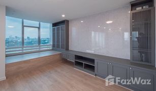 2 Bedrooms Condo for sale in Lat Yao, Bangkok Sarin Place