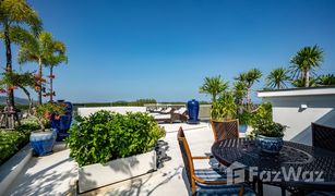 4 Bedrooms Penthouse for sale in Ko Kaeo, Phuket Royal Phuket Marina