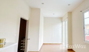 4 Bedrooms Townhouse for sale in Bang Pakok, Bangkok Golden Town Suksawat Buddha