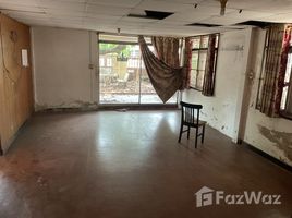 5 спален Дом for sale in Punnawithi BTS, Bang Chak, Bang Chak