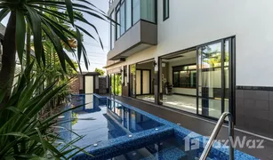 3 Schlafzimmern Villa zu verkaufen in Rawai, Phuket 