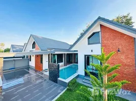 ขายวิลล่า 3 ห้องนอน ในโครงการ ปัณณ์สุข เลคไซค์, โป่ง