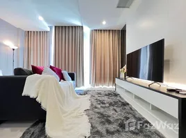 1 Bedroom Condo for rent at Noble Ploenchit, Lumphini