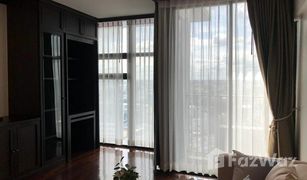 2 Bedrooms Condo for sale in Chatuchak, Bangkok Elephant Tower