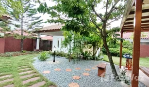 2 Bedrooms Villa for sale in Huai Yai, Pattaya Baan Balina 4