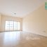 2 спален Квартира на продажу в Golf Apartments, Al Hamra Village