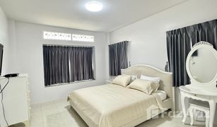 普吉 Wichit Phuket Villa 5 3 卧室 屋 售 