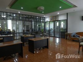 500 кв.м. Office for sale in Таиланд, Lat Sawai, Lam Luk Ka, Патумтани, Таиланд