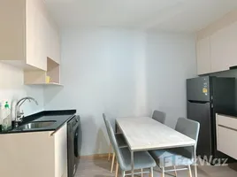 คอนโด 2 ห้องนอน ให้เช่า ในโครงการ โนเบิล รีวอลฟ์ รัชดา, ห้วยขวาง, ห้วยขวาง