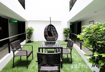 Фото 2 of the สวนหย่อม at Bangkok Feliz Sukhumvit 69-2
