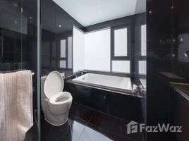 2 спален Кондо на продажу в Rhythm Sukhumvit 36-38, Khlong Tan