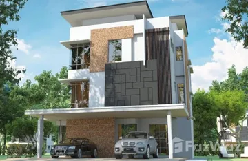 Lambaian Residence in Damansara, Selangor