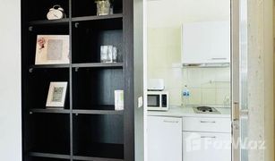 2 Bedrooms Condo for sale in Huai Khwang, Bangkok Life Ratchadapisek