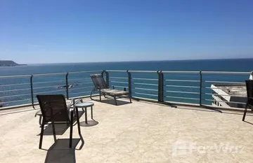 Great ocean-views: San Lorenzo condo in Salinas in Salinas, 산타 엘레나