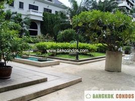 3 спален Квартира в аренду в Kiarti Thanee City Mansion, Khlong Toei Nuea