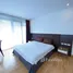 1 Bedroom Apartment for rent at Nantiruj Tower, Khlong Toei