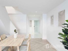 2 Bedroom Townhouse for sale at Moo Baan Srianan Town House , Fa Ham, Mueang Chiang Mai, Chiang Mai
