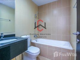 2 спален Квартира на продажу в Mazaya 15, Queue Point, Dubai Land, Дубай