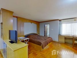 Студия Кондо в аренду в 49 Suite, Khlong Tan Nuea