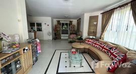 Available Units at Land and Houses Park
