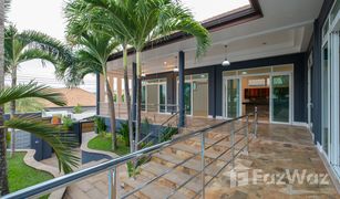 5 Bedrooms Villa for sale in Rawai, Phuket 