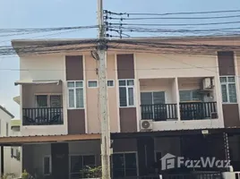 ขายทาวน์เฮ้าส์ 2 ห้องนอน ในโครงการ โกลเด้น ทาวน์ แหลมฉบัง-ศรีสุวิช, บางละมุง, พัทยา, ชลบุรี, ไทย