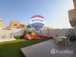 3 спален Вилла на продажу в Manazel Al Reef 2, Al Samha