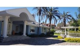 8 habitación Casa en venta en en Pichincha, Ecuador 