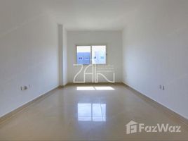 2 спален Квартира на продажу в Tower 12, Al Reef Downtown