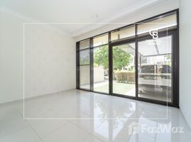 5 спален Дом на продажу в Queens Meadow At Damac Hills, Golf Promenade