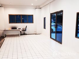  Магазин for rent in Bang Krasor MRT, Bang Kraso, Bang Kraso