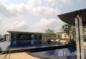 Fotos 2 of the สระว่ายน้ำ at Supalai Premier Ratchathewi