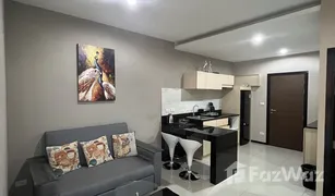 1 Schlafzimmer Wohnung zu verkaufen in Rawai, Phuket Nai Harn Beach Condo