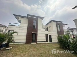 5 Bedroom House for sale at Tangerang, Serpong