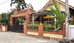 2 Schlafzimmern Haus zu verkaufen in Surasak, Pattaya Surasak Park Ville