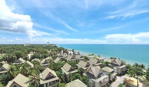 2 Bedrooms Condo for sale in Cha-Am, Phetchaburi Baan Ruen Rom