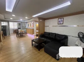 2 Habitación Apartamento en venta en Srivara Mansion, Din Daeng, Din Daeng, Bangkok