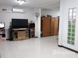 3 Bedrooms Townhouse for sale in Nawamin, Bangkok Sinthana Village 3 Phase 1 