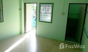 Studio Appartement zu verkaufen in Pak Khlong Bang Pla Kot, Samut Prakan Santisuk Apartment