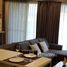 1 Habitación Departamento en alquiler en Trapezo Sukhumvit 16, Khlong Toei