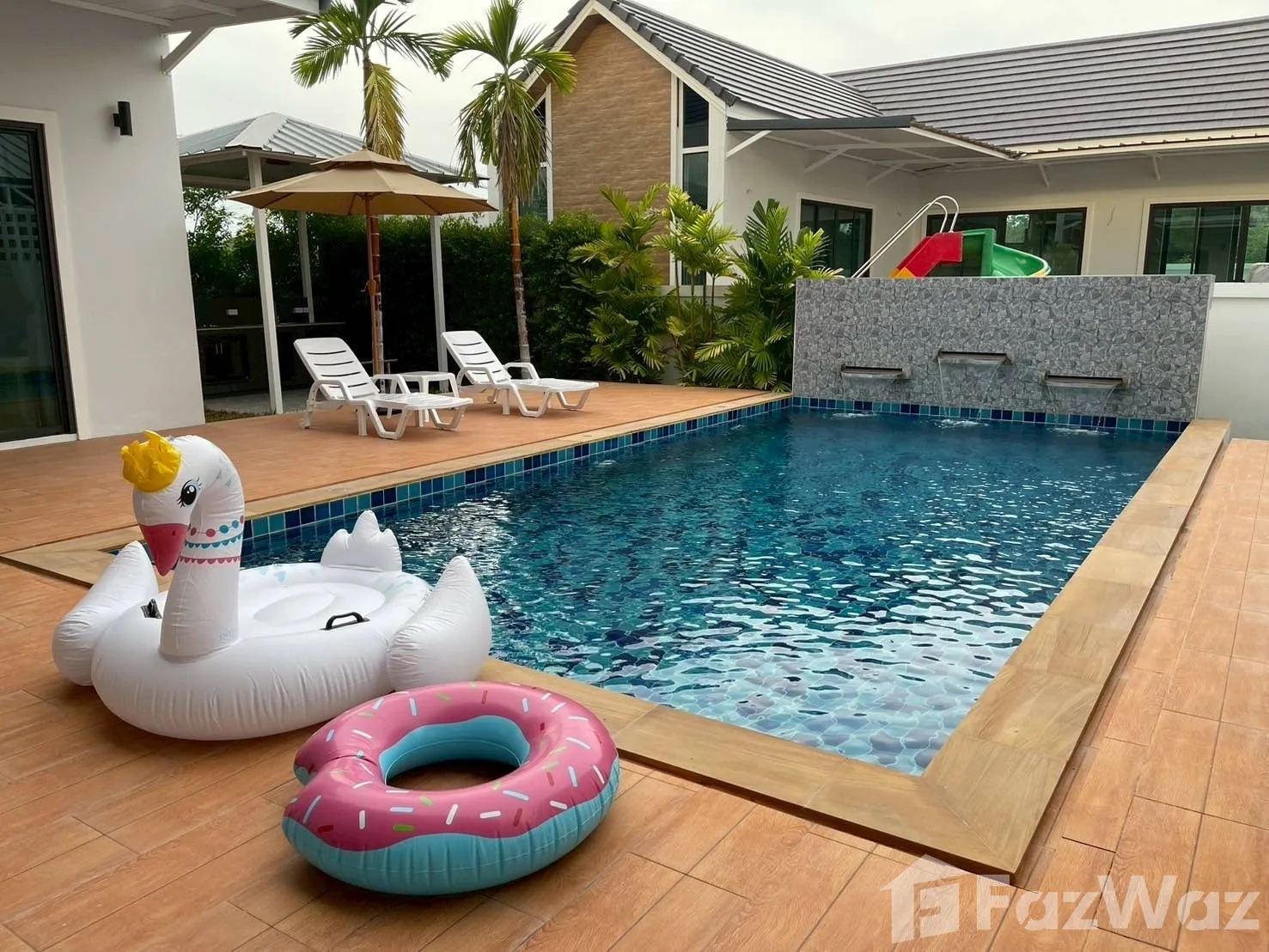 3 Bedroom House for rent at Avatar Manor — photo 1