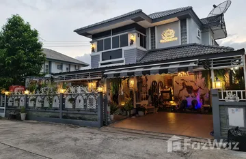 Baan Sureewan in Bang Pla, Samut Prakan