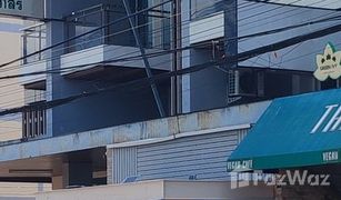 Торговые площади, 2 спальни на продажу в That Choeng Chum, Sakon Nakhon Sakon Townhome