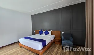 普吉 拉威 Phuket La Siesta Villa 4 卧室 别墅 售 