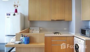 2 Bedrooms Condo for sale in Thanon Phaya Thai, Bangkok Villa Rachatewi