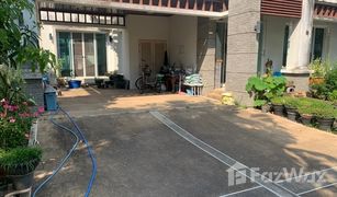 3 Bedrooms House for sale in Dokmai, Bangkok Blue Lagoon 2