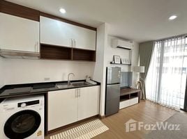 1 спален Кондо в аренду в 6th Avenue Sukhumvit 15, Khlong Toei Nuea, Щаттхана